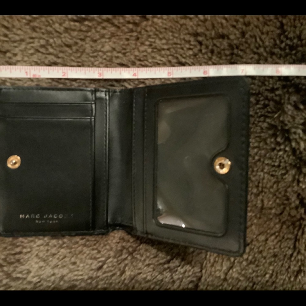 Leather wallet - Picture 3 of 8